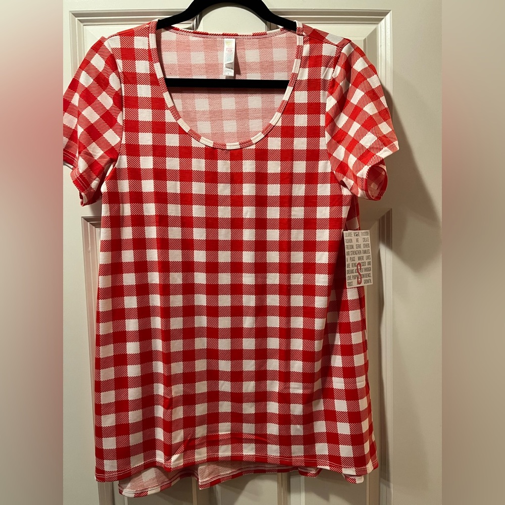 Size small perfect t lularoe